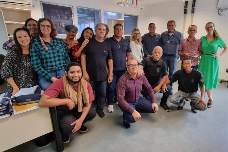 Equipe do Cejusc Itinerante com os servidores da JT em Ilhéus